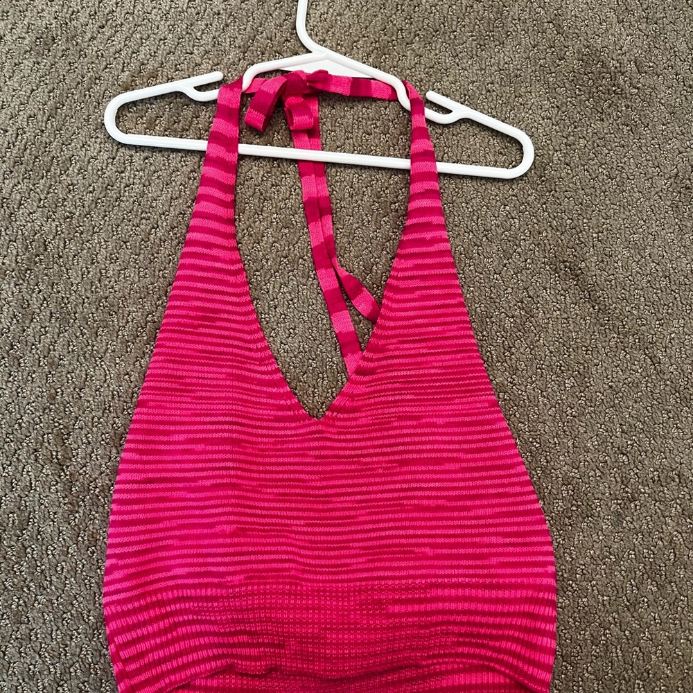 pink halter top